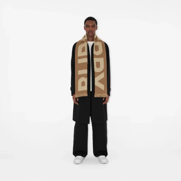 Burberry Logo Wool Scarf - Image 4