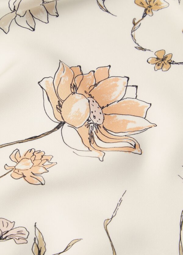 Loro Piana LArte Delle Fibre Dei Fiori Foulard - Image 2