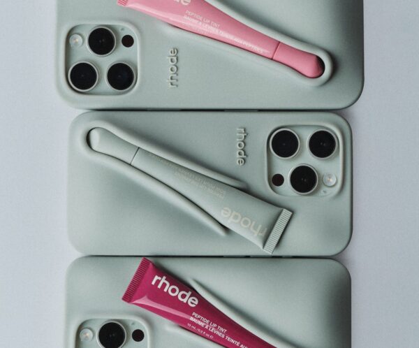Rhode Lip iPhone Case – casing iPhone dengan holder lip balm stylish
