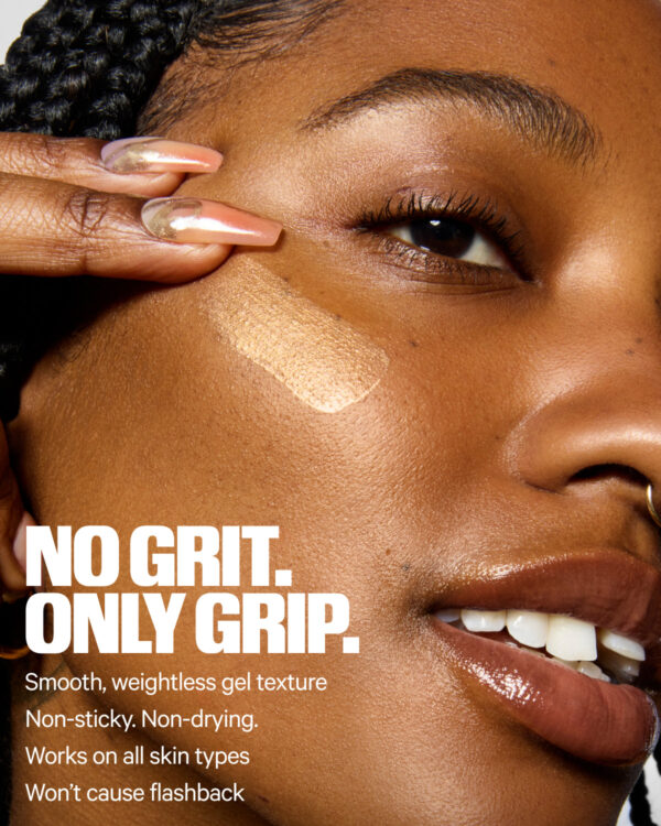 olesan halus hydro grip glow illuminating primer milk makeup di kulit