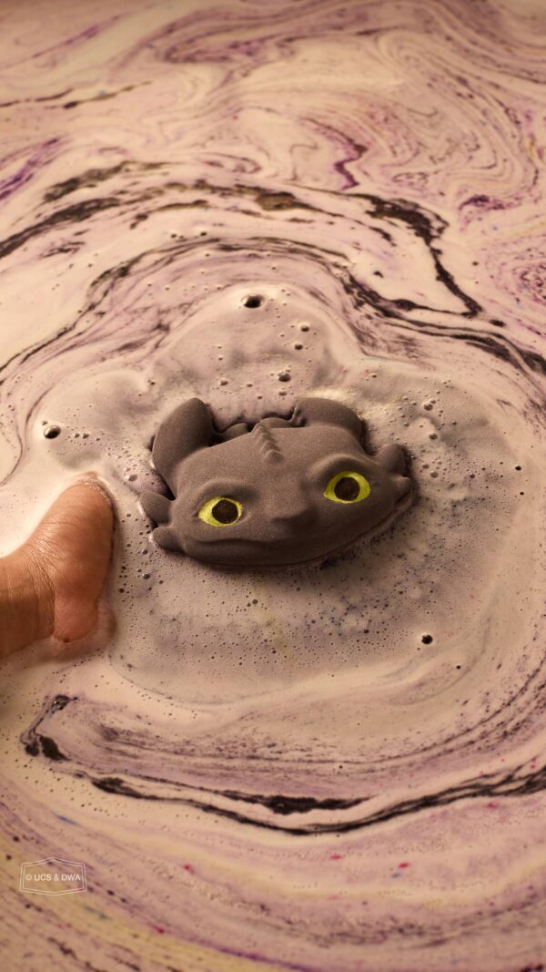 night fury in bathroom