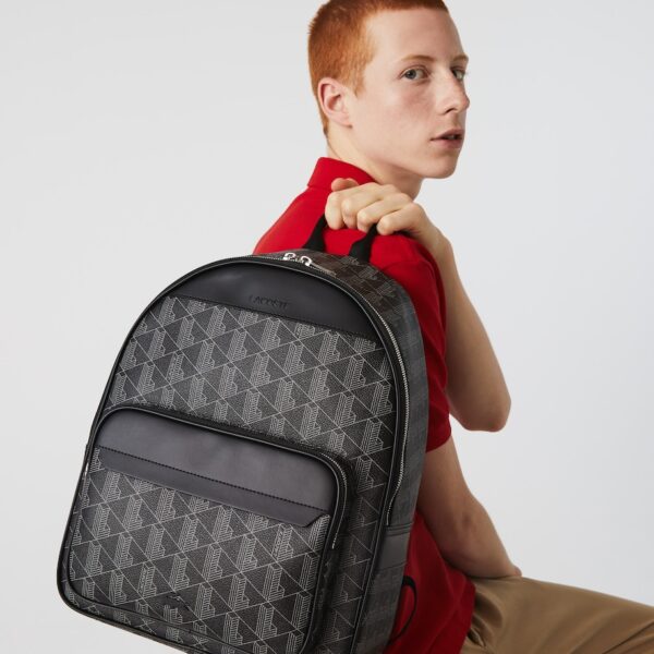 Ransel pria Lacoste The Blend Monogram dengan desain elegan dan kompartemen laptop
